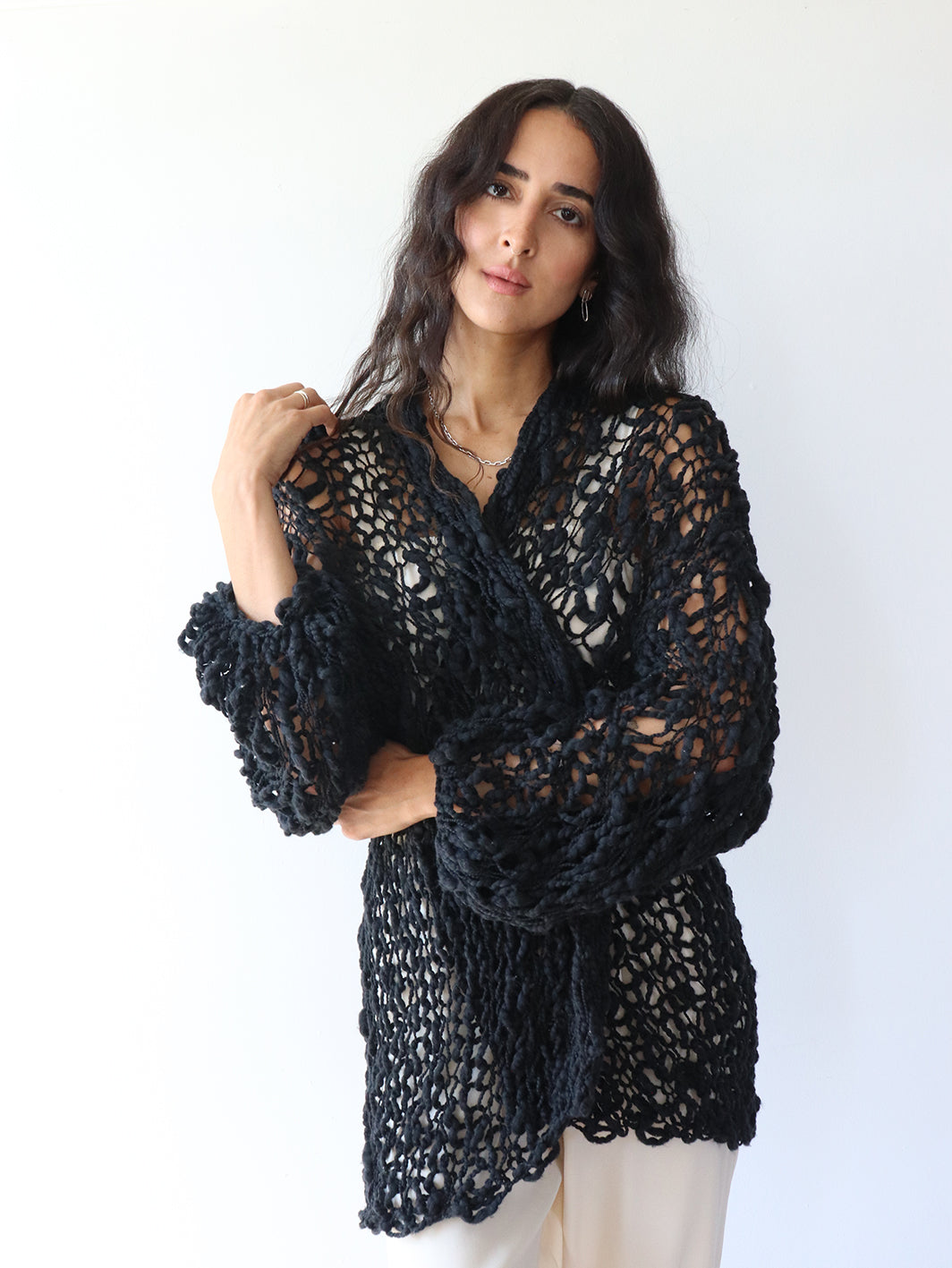 The Long Robe - Black