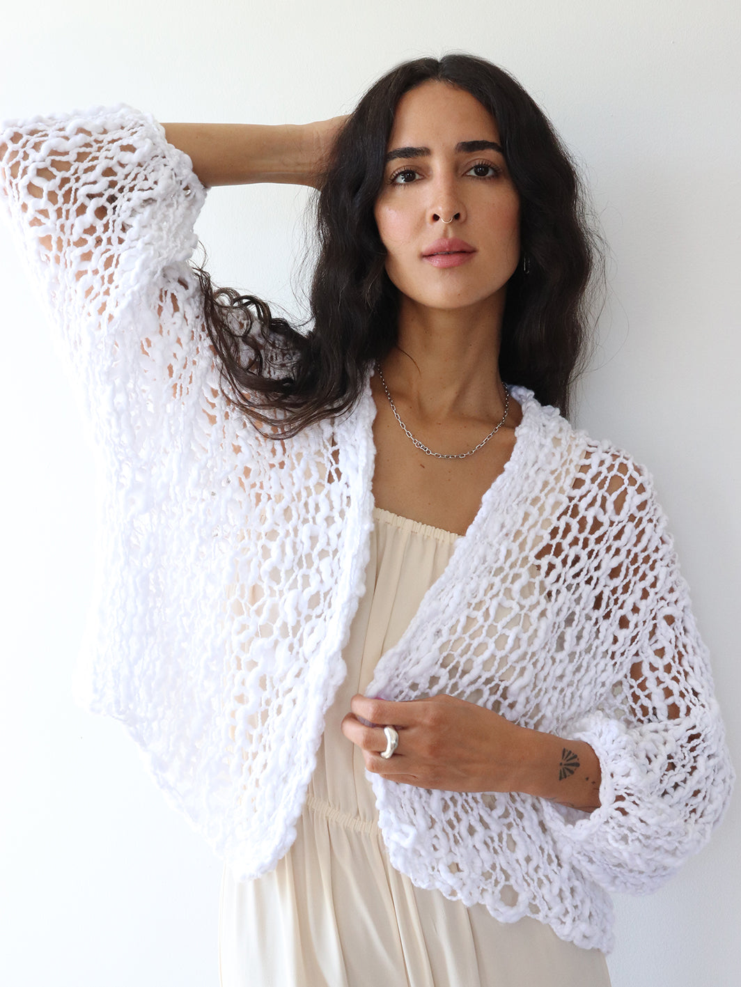 The Cropped Cotton Robe - White