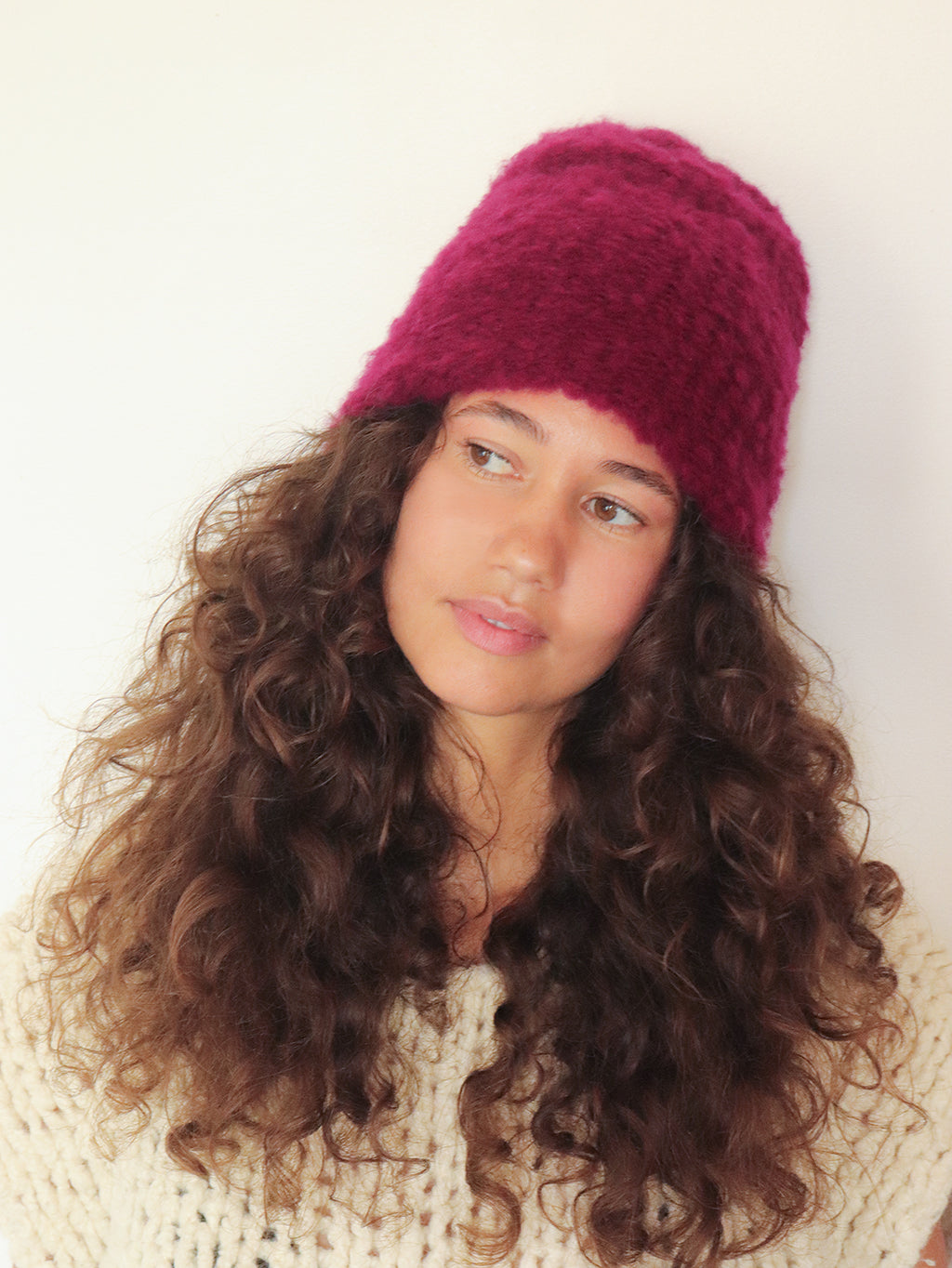 Virgin Wool Hat  - Beet