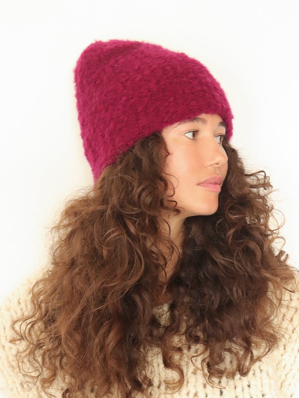 Virgin Wool Hat  - Beet